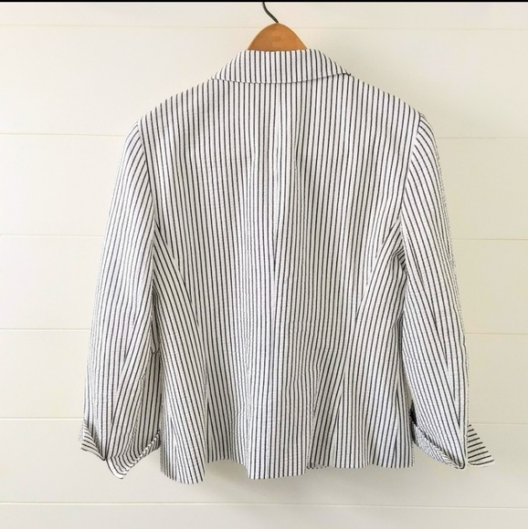 Lafayette 148 New York Stripe Blazer - Picture 2 of 8
